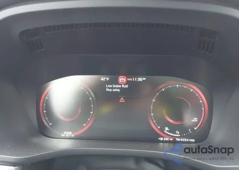 2019 Volvo Xc60 T6 R-Design z USA, uszkodzony, nr VIN YV4A22RM7K1353183